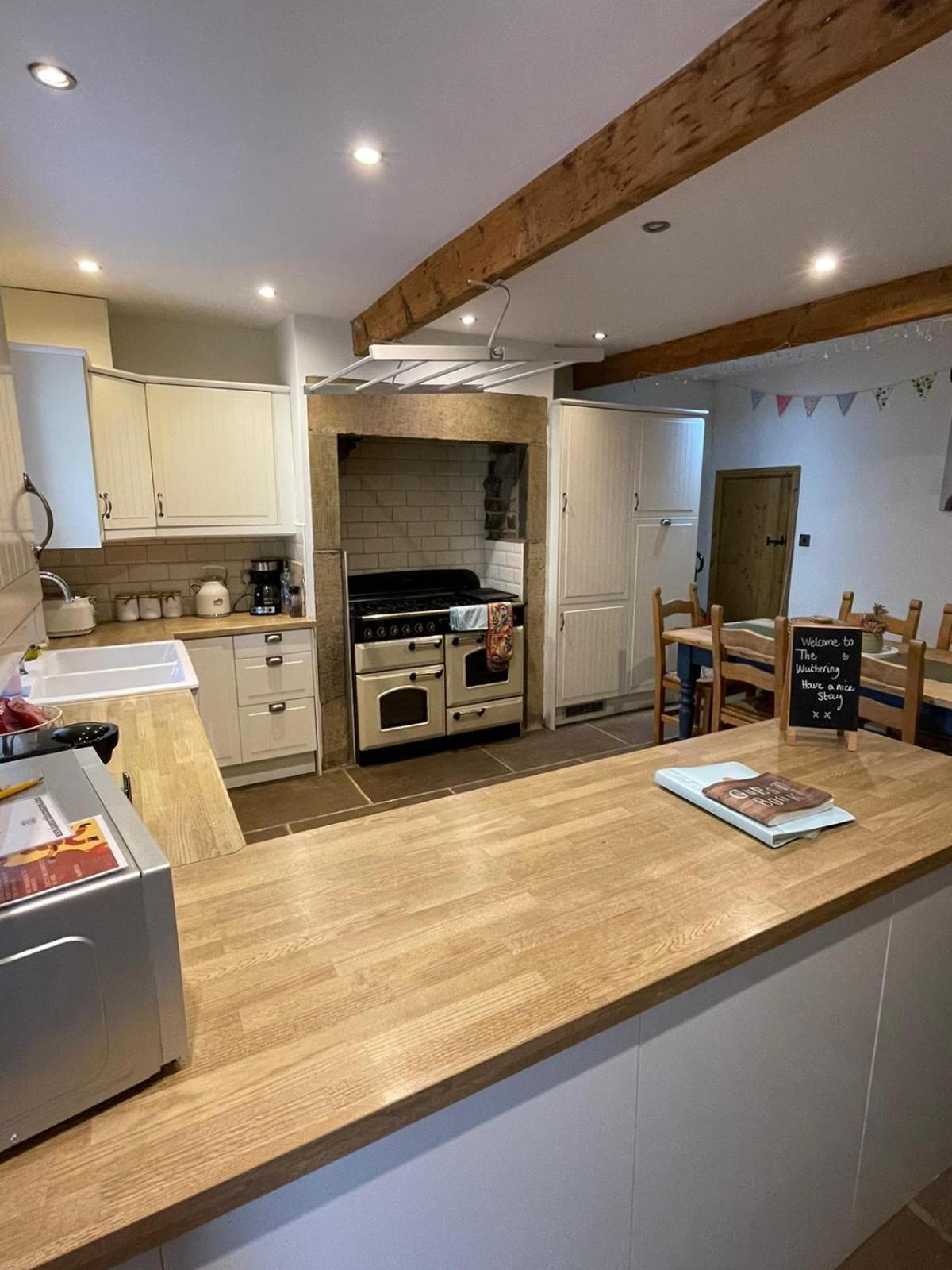 Wuthering Cottage - Central, Stylish, Cosy, Comfy Haworth Exterior foto